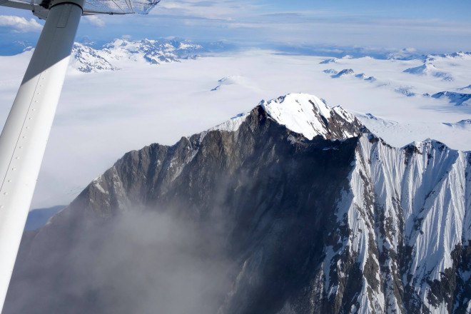 Alaska, Glacier Bay, Glacier Bay National Park, landslide, avalanche, rock avalanche, mountain, debris, debris field, rock, mud, geology