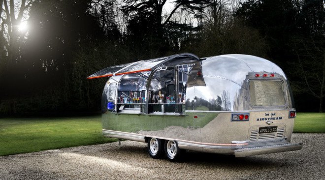 Apollo 70, Airstream trailer, Land Yacht Airstream, repurposed trailer, mobile bar, bar on wheels, luxury trailer cocktail bar, green design, local food, recyclable packaging, recyclable materials