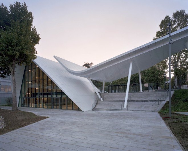 Arte Charpentier Architectes, vaulted arch roof, Evergreen Campus, Paris, innovative roof, metallic roof, Crédit Agricole, Montrouge