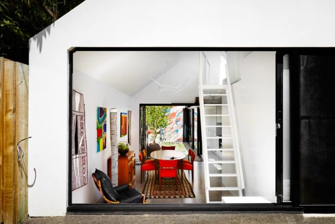 Austin Maynard Architects, green renovation, Alfred House, Australia, home extension, green courtyard, gable roof, white extension,