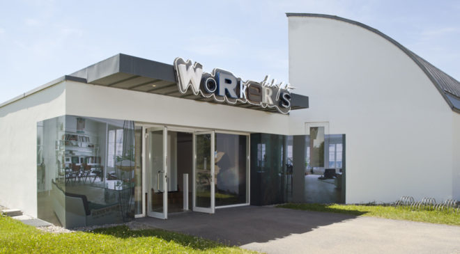 BLESS N° 56 WORKER’S DELIGHT, Vitra workspace installation, Reuber Henning, BLESS, Carpethammock, hammock, green design, ergonomic furniture, flexible workspace
