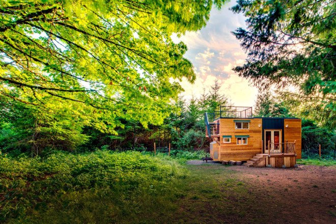 Basecamp, Backcountry Tiny Homes, Luke Orlando, Tina Orlando, tiny home, tiny homes, tiny house, tiny houses, wood, design, architecture, outdoors, deck, mountain climbing, tiny house deck, tiny home deck, tiny house design, tiny home design