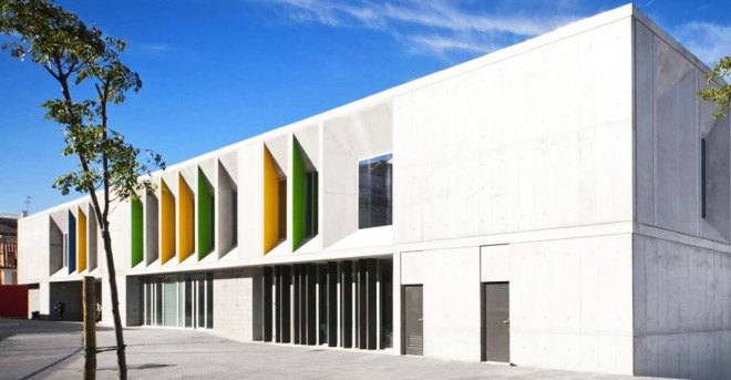 CVDB Arquitectos, Braamcamp Freire Secondary School, school renovation, Portugal, Modernization of Secondary Schools Programme, Pontinha secondary school renovation, CVDB Arquitectos, Braamcamp Freire Secondary School renovation Portugal, color and education