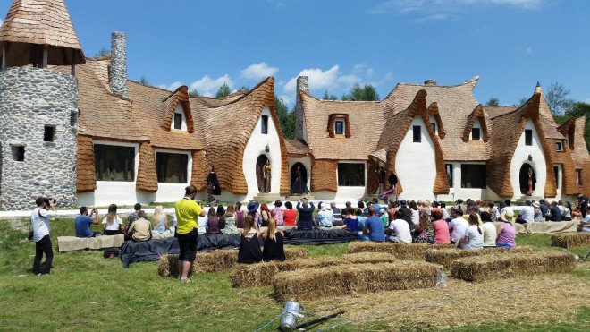 romania, transylvania, hotel, eco hotel, eco-friendly hotel, Castelul de Lut Valea Zanelor, clay castle of the valley of the fairies, romania valley of the fairies, mountain lodge, mountain hotel, rustic hotel