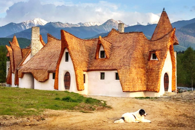 romania, transylvania, hotel, clay and sand hotel Transylvania, storybook Transylvania hotel, Castelul de Lut Valea Zanelor, clay castle of the valley of the fairies, romania valley of the fairies, mountain lodge in Transylvania,