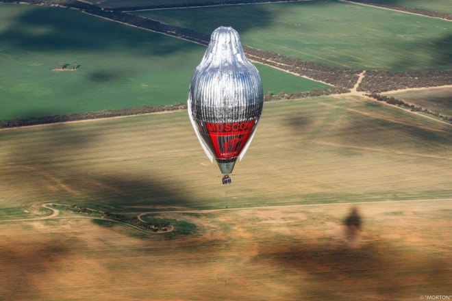 hot air balloon, ballooning, balloonist, solo round the world balloon trip, fedor Konyukhov, russia, australia, circumnavigation, world record, solo balloon flight