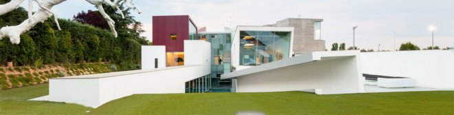 House H, luxury villa, Madrid, Abiboo Architecture, patio, natural light, green architecture, white stucco