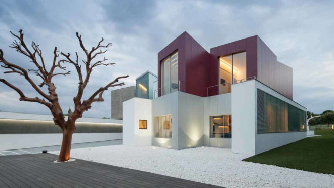House H, luxury villa, Madrid, Abiboo Architecture, patio, natural light, green architecture, white stucco