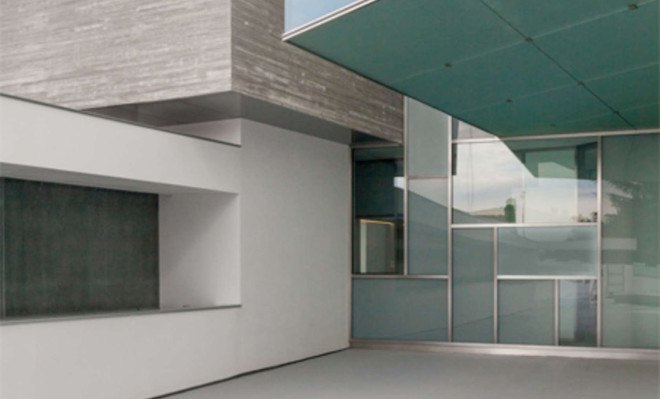 House H, luxury villa, Madrid, Abiboo Architecture, patio, natural light, green architecture, white stucco
