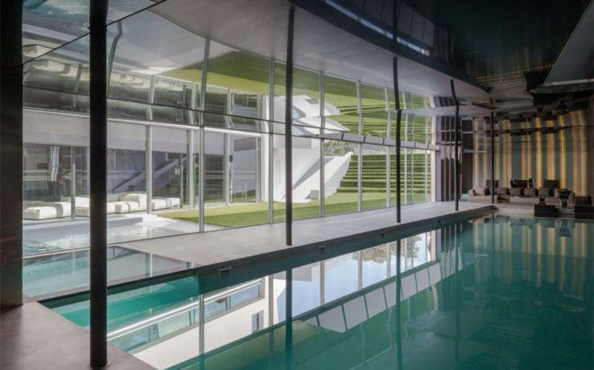 House H, luxury villa, Madrid, Abiboo Architecture, patio, natural light, green architecture, white stucco