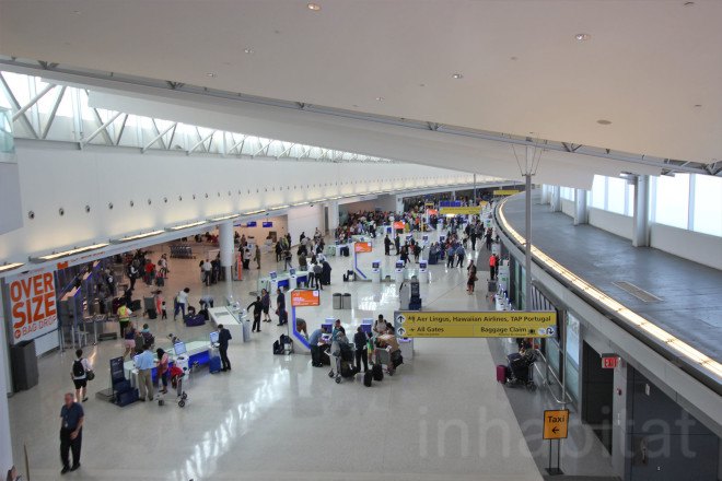 jetblue, jetblue farm, jetblue airlines, terminal 5 jfk, john f kennedy airport terminal 5, jfk jetblue terminal, farm at jfk, urban farming, airport farm