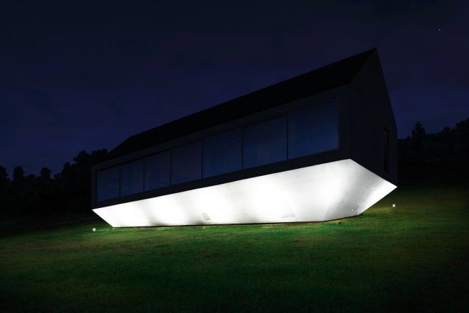 KWK Promes, concrete home, Poland, Robert Konieczny, Konieczny Ark, safe home, hllside home, lets rainwater flow,
