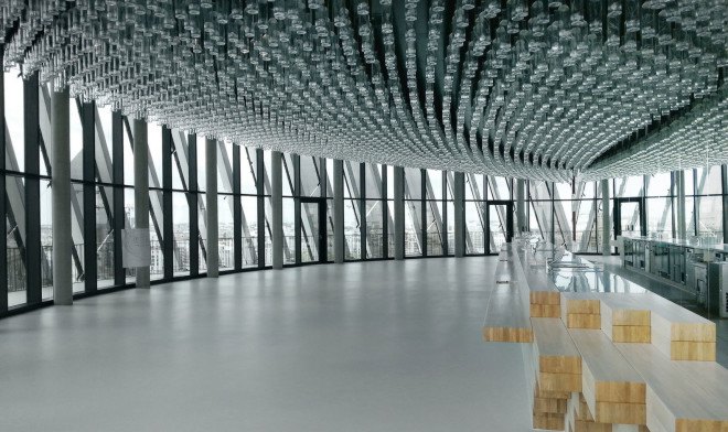 La Cité du Vin, Wine museum, Bordeaux, glass facade, aluminium, XTU Architects, France, green architecture, mirrors, observation tower, viewing tower
