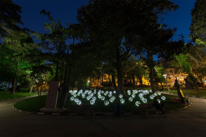 Praxis Landscape, Şairler Parkı, Istanbul, reader submitted content, glowing orbs, light installation, art installation, Light Field II, Light Field II by Praxis Landscape