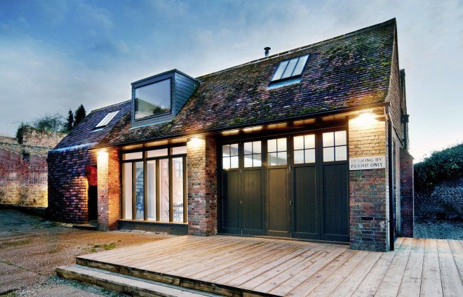 st johns ambulance, east sussex architecture, marta nowicka & co, Marta Norwicka, Vojteck Ketz, st johns rye, english architecture, reclaimed wood, exposed brick