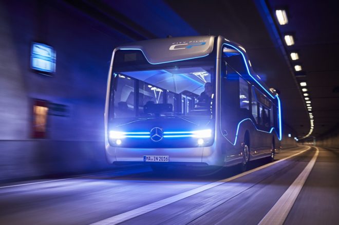 Mercedes-Benz, Mercedes-Benz Future Bus, Future Bus, CityPilot, Future Bus with CityPilot, self-driving bus, self-driving vehicle, autonomous driving, green car, green transportation