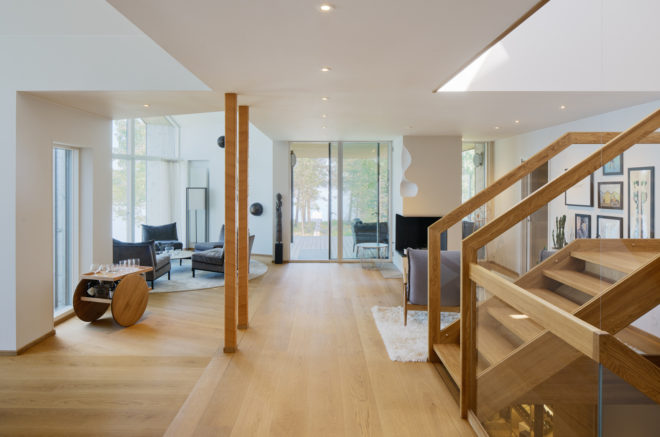 murman arkitekter, villa Sunnanö, Åke E:som Lindman, architecture, sweden, swedish architecture, lakeside house, lake house, waterside house, gable, wooden villa, swedish villa