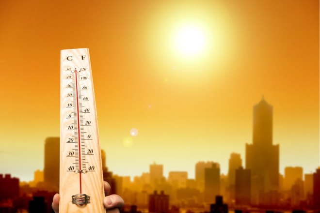 heat waves, global warming, hot summers, heat-related deaths, elderly, sick people, homeless population, low-income, mayor bill de blasio, bill de blasio, onenyc plan, onenyc, sustainability plan, fighting climate change, air conditioning, cooling centers, public health