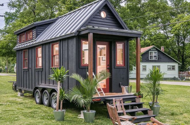 New Frontier Tiny Homes, Riverside tiny house, Tennessee, tiny house, green architecture, Scandinavian architecture, LED lighting, composting toilet, tiny spaces