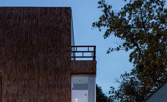 palm fiber, Sao Paulo, Fernando and Humberto Campana, sustainable building, sustainable facade, organic materials, reclaimed wood, green architecture