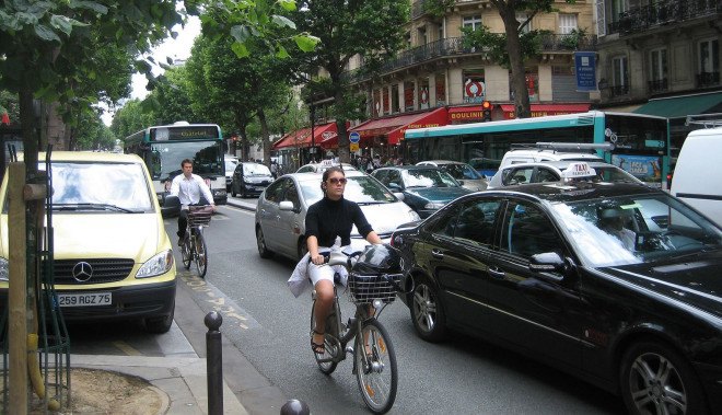 paris, bike highway, france, pollution, smog, cyclists, biking, biking to work, bicycles, bike lanes, traffic