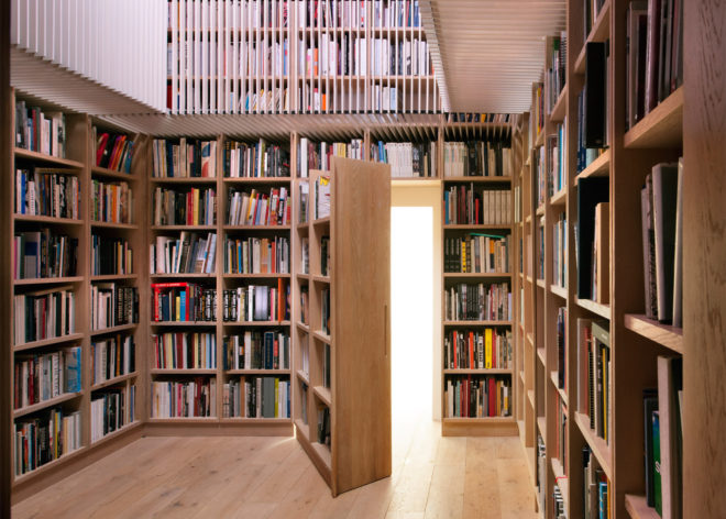 Albion Barn by Studio Seilern Architects, hidden library in barn, Albion Barn in Oxfordshire, farmhouse with library, hidden library design