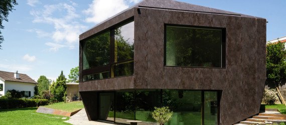 Casa Forest, Switzerland, forest residence, Basel, Daluz Gonzalez Architekten, green architecture, double-height space, natural light