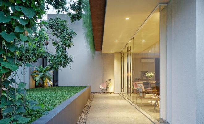 Wahana Architects, DeeRoemah house, natural ventilation, cross ventilation, Jakarta, green renovation, reused materials, skylight, natural light, shade structure, green architecture