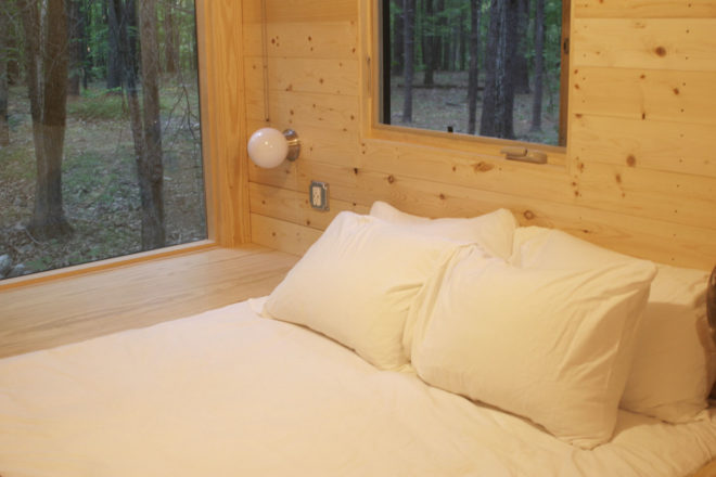 getaway cabin, new york, maisie