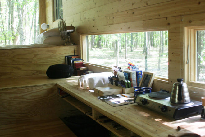getaway cabin, new york, maisie