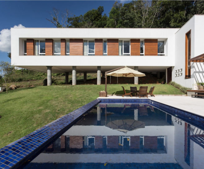 House 4.16.3, Luciano Lerner Basso, Basso Engenharia, brazil, cantilevered house, pool, brazil countryside
