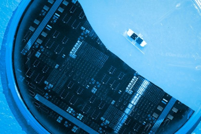 Solar power, solar cells, solar technology, masdar institute, mit, gallium arsenide phosphide, silicon solar cells, multilayer solar cells, two-layer solar cells, world’s most efficient solar cell