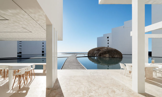 Mar Adentro Hotel, Nido restaurant, Mexico, floating architecture, Miguel Ángel Aragonés, minimalist design, minimalist furniture, walkways and ramps