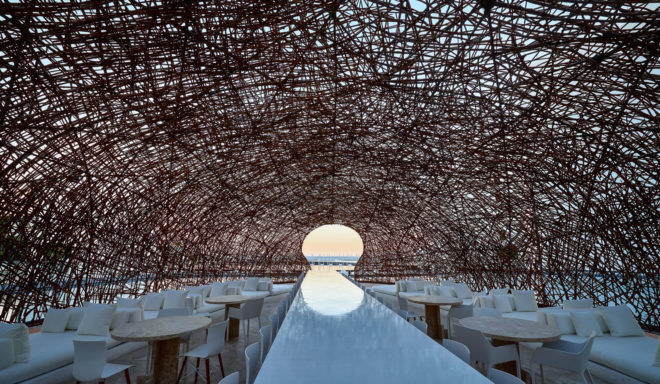 Mar Adentro Hotel, Nido restaurant, Mexico, floating architecture, Miguel Ángel Aragonés, minimalist design, minimalist furniture, walkways and ramps