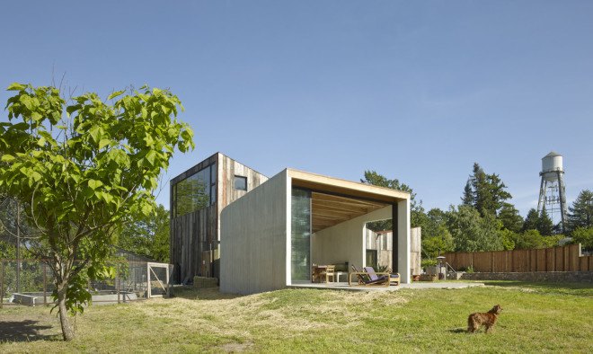 Casper Mork-Ulnes, Meier Rd house, artist's studio, Northern California, green extension, indoor garden, sliding doors, green architecture, pitched roof, barn wood