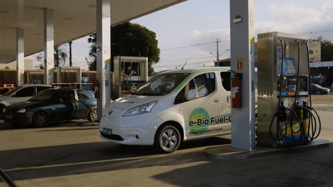 nissan, nissan e-Bio fuel cell prototype, fuel cell, fuel cell vehicle, nissan e-nv200, ethanol, ethanol-blended water, Rio 2016 Olympics, electric car, green car, electric motor
