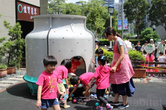 Re-create Taipei by Basurama, World Design Capital Taipei projects, World Design Capital project by Basurama, Basurama and AGUA Design, Basurama and City Yeast, trash into playgrounds, playgrounds made from trash, playgrounds with recycled materials