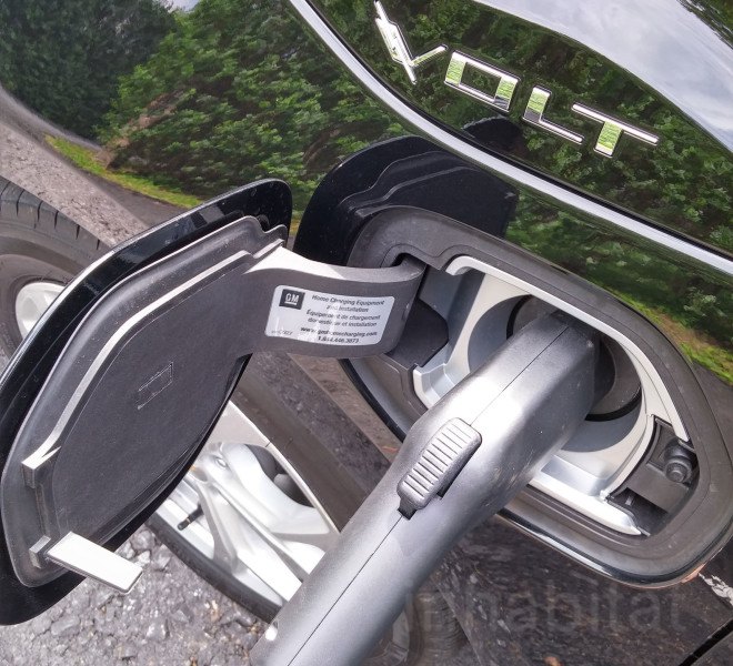 chevrolet, chevy volt, volt electric vehicle, electric vehicle, evs, hudson valley, hudson valley vacation, buttermilk falls inn, buttermilk falls, chevy volt test drive, new york sustainable energy, green transportation