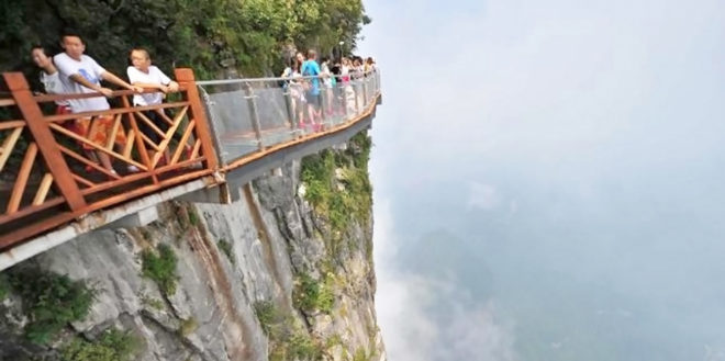 glass bridge, china, glass bottomed walkway, skyway, tianmen mountain, tourist attractions, tourist destinations, Zhangjiajie National Forest Park, Coiling Dragon Cliff skywalk