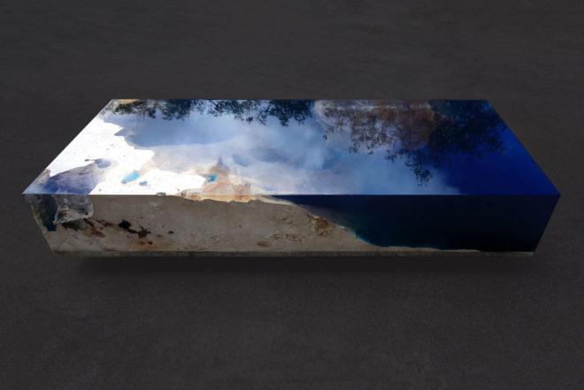 la table, alexandre chapelin, starry sea, starry sea table, resin table, resin furniture, led furniture, led lights