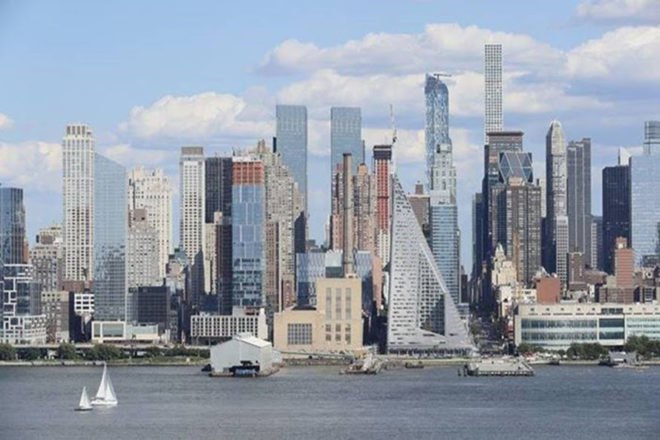 bjarke ingels group, bjarke ingels, big, via 57 west, via courtscraper, manhattan, courtyard garden, green space, luxury apartments, apartments, apartment living, view of hudson river, manhattan skyline