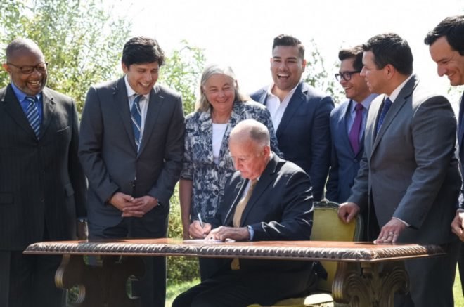 California, greenhouse gas emissions, climate change, Jerry Brown
