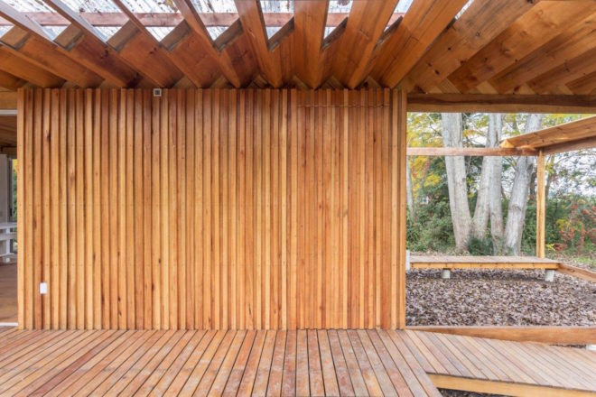 Case de Madera by Estudio Borrachia. Casa de Madera in Buenos Aires, modular architecture in Buenos Aires, Buenos Aires home green roof
