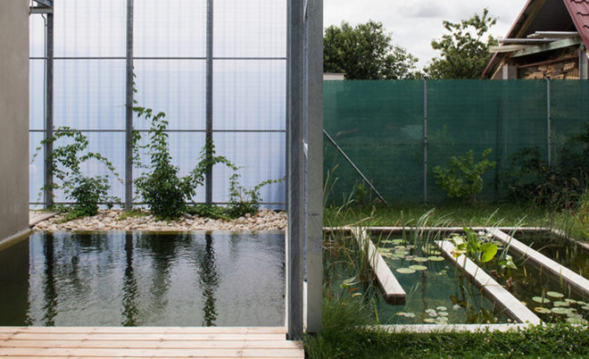 Casa en una Casa, House within a house, Plural architects, detached house, Slovakia, swimming pool, natural light, rear garden, storage spaces, green architecture