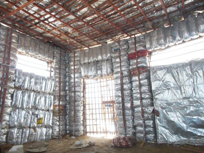Nargis Latif, Gul Bahao, chandi ghar, silver house, plastic, plastic waste, plastic pollution, plastic home, plastic homes, recycling, recycled plastic, recycled bricks, plastic bricks, plastic brick home, plastic brick homes