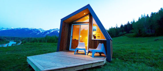 The Little Cabin Company, The Cobby tiny cabin, tiny house for glamping, tiny house, tiny cabin built from sustainably harvested wood, British Columbia Cobby Cabin, BC Cobby cabin, tiny luxury cabin BC, Canada