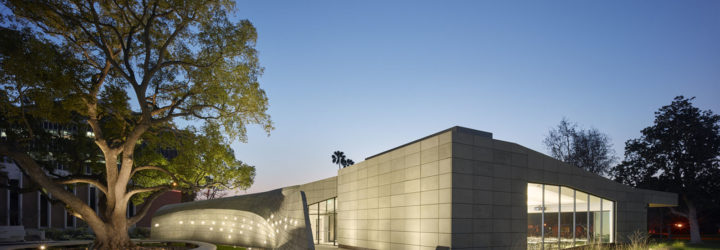 Kaplan Family Pavilion, City of Hope, research and treatment center, outdoor garden, LEED Platinum certification, pavilion, Belzberg Architects, medical center, green architecture, LEDs, LED lighting, concrete walls, drought-tolerant plant species
