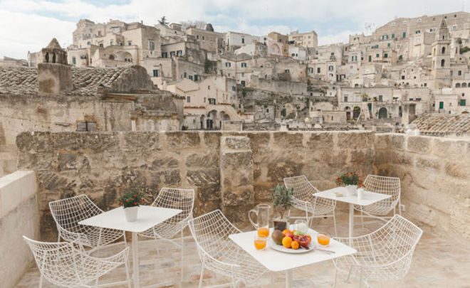 La Dimora di Metello Hotel, Manca Studio, cave dwellings, Italy, cave hotel, UNESCO World Heritage site, plaster, plaster walls, wood, green architecture, green renovation
