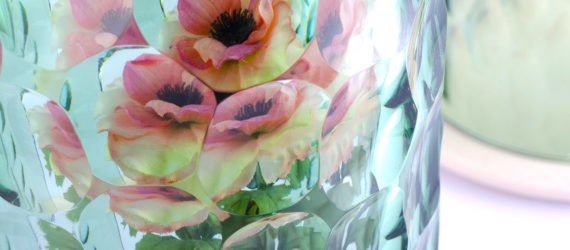 op-vase, form and seek, Bilge Nur Saltik, glass vase, kaleidoscope vase, flower vase, glass illusion, turkish vase, glass art, london design festival, london design 2016