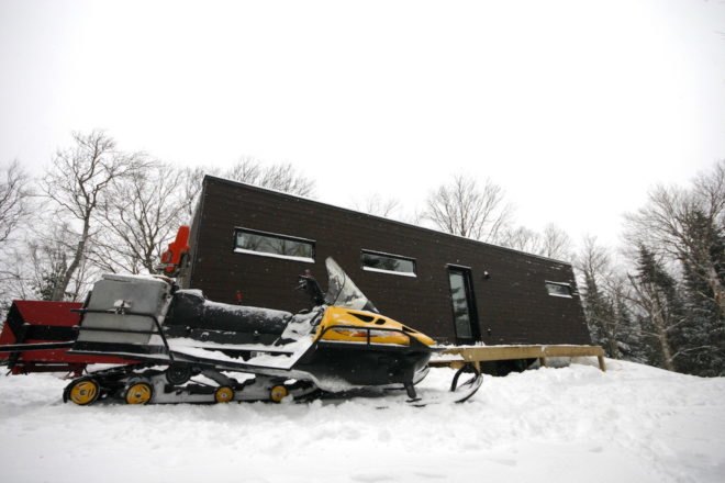 Cargotecture house by LOKI Homes, recycled shipping container house, shipping container house by LOKI, Quebec shipping container house, mobile architecture by LOKI Homes, LOKI Homes model house
